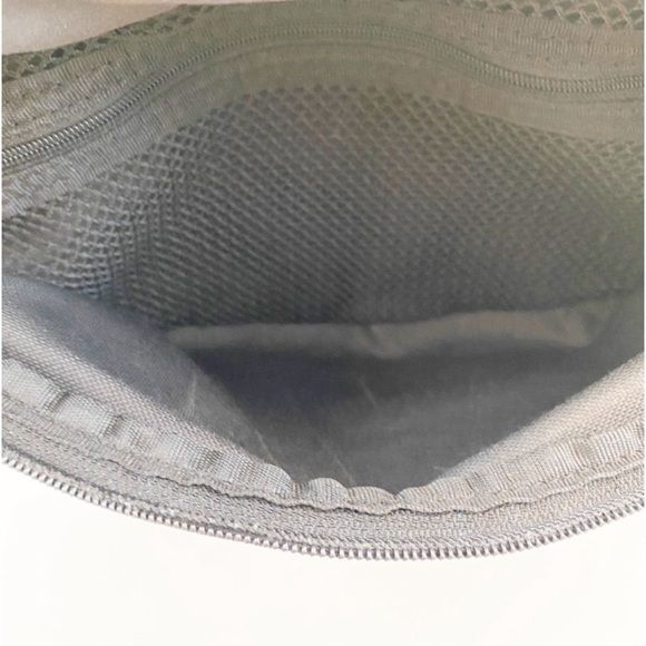 NIKE Black Unisex Heritage Rebel Graffiti Belt Bag 90’s Streetwear - Picture 8 of 10